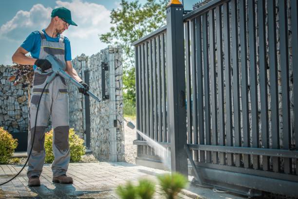 Best Animal Enclosure Cleaning  in Allendale, CA